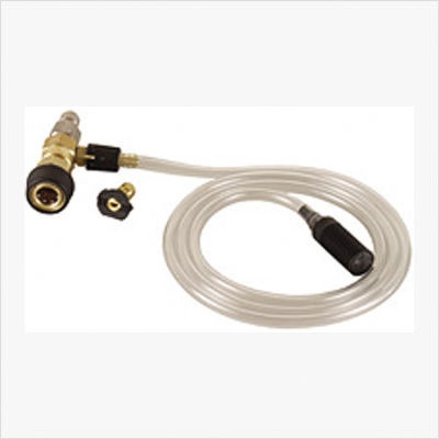 Downstream chemical injector for applying detergent